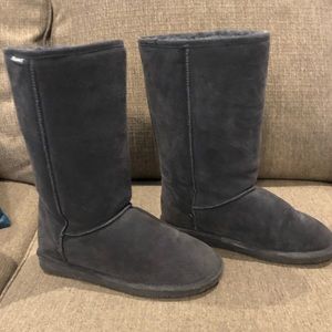 BearPaw Gray Boots size 10